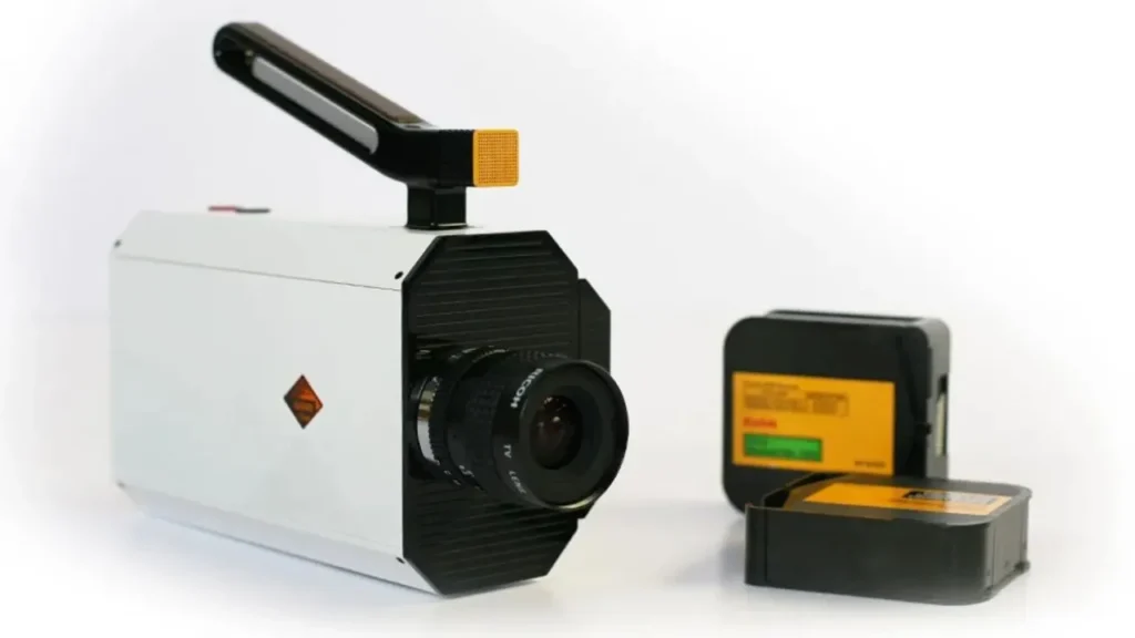 How Does a Super 8 Camera Work